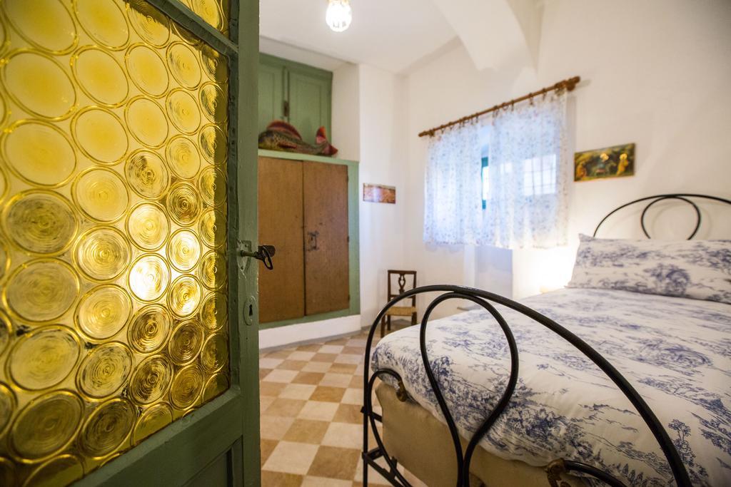 Il Batti Apartment Water Front And Private Beach Toscolano-Maderno Exterior foto