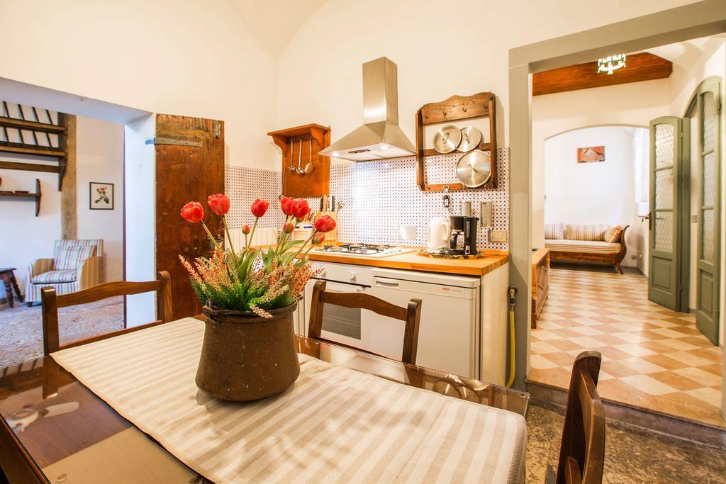 Il Batti Apartment Water Front And Private Beach Toscolano-Maderno Exterior foto